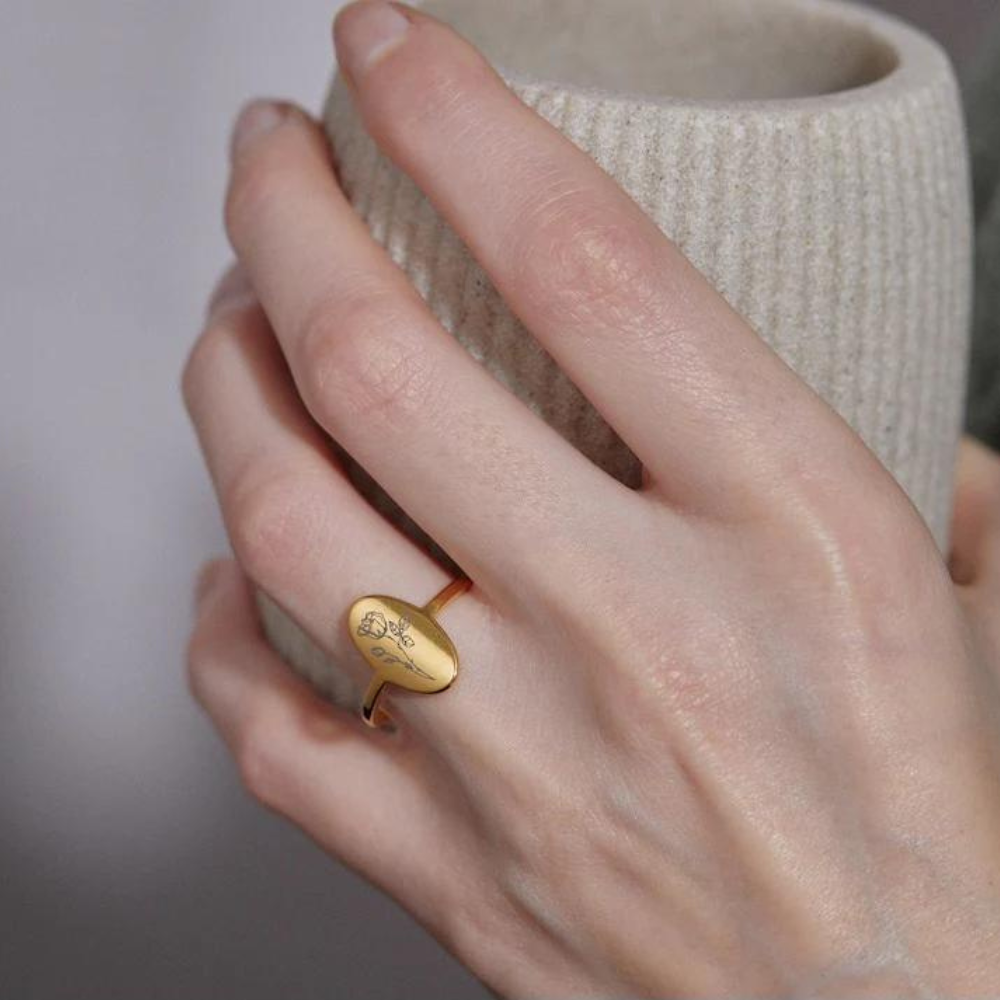 Birth Flower Engrave Ring
