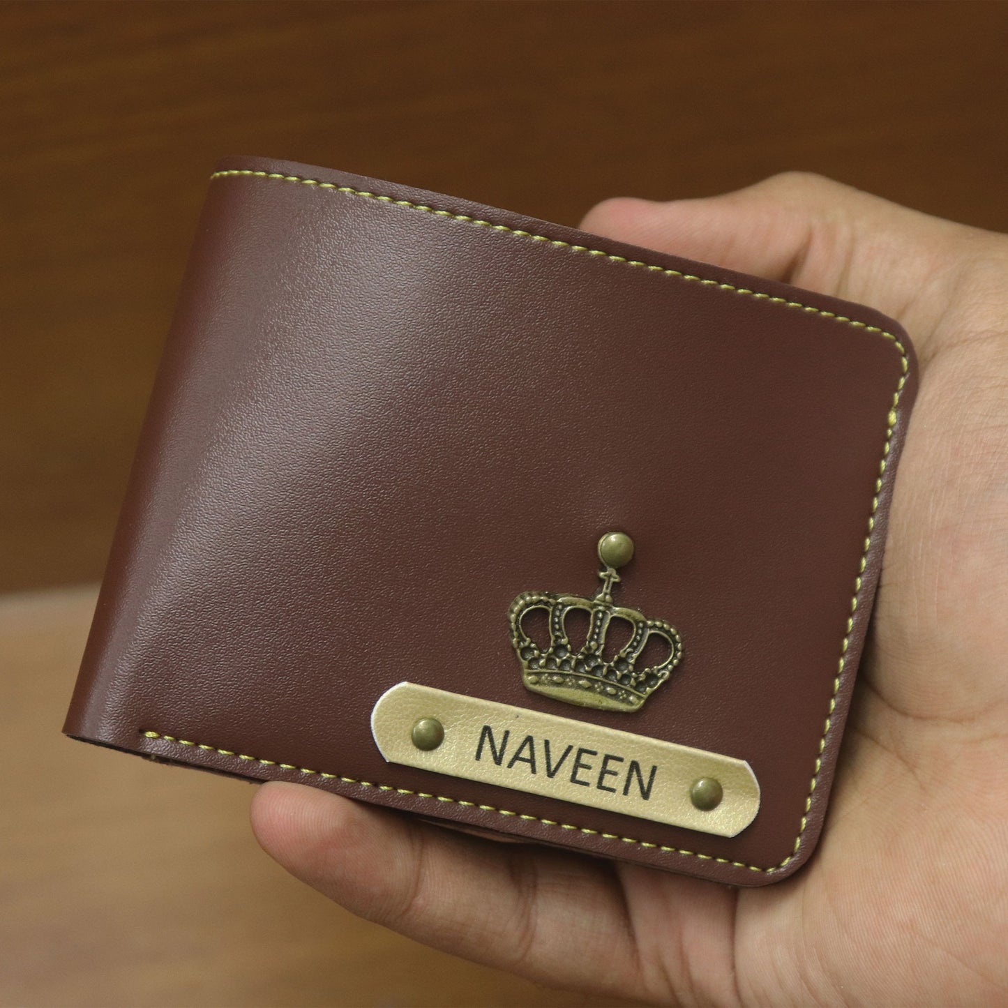 Personalise Wallet with Name & Charm