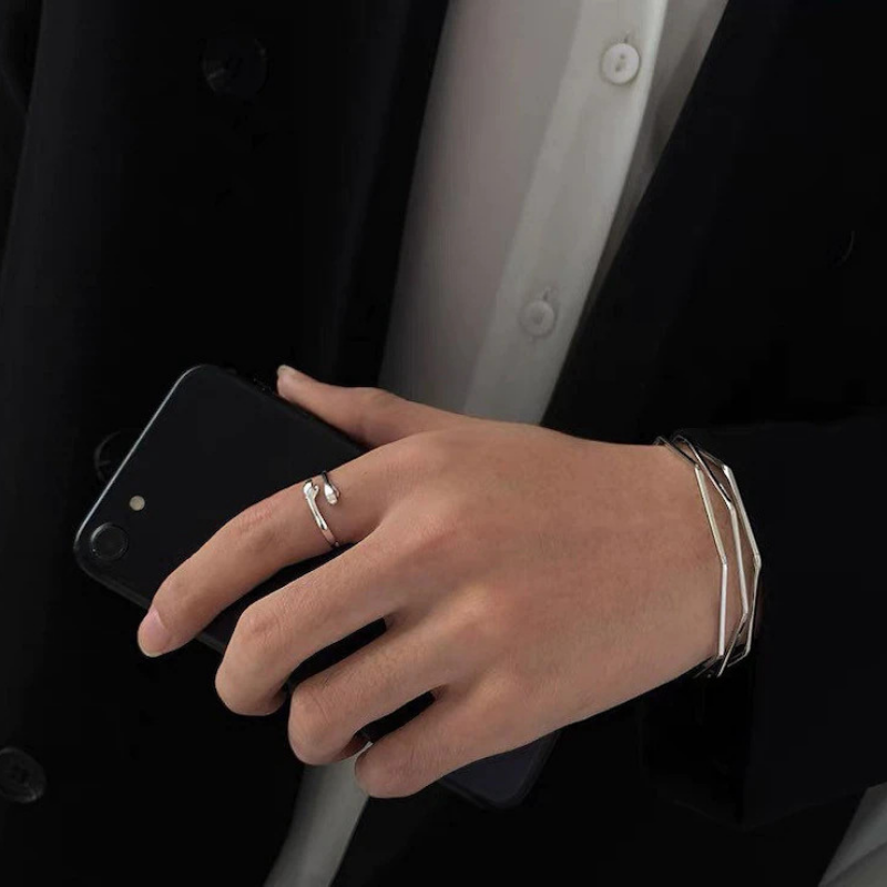 ETERNAL HUG RING