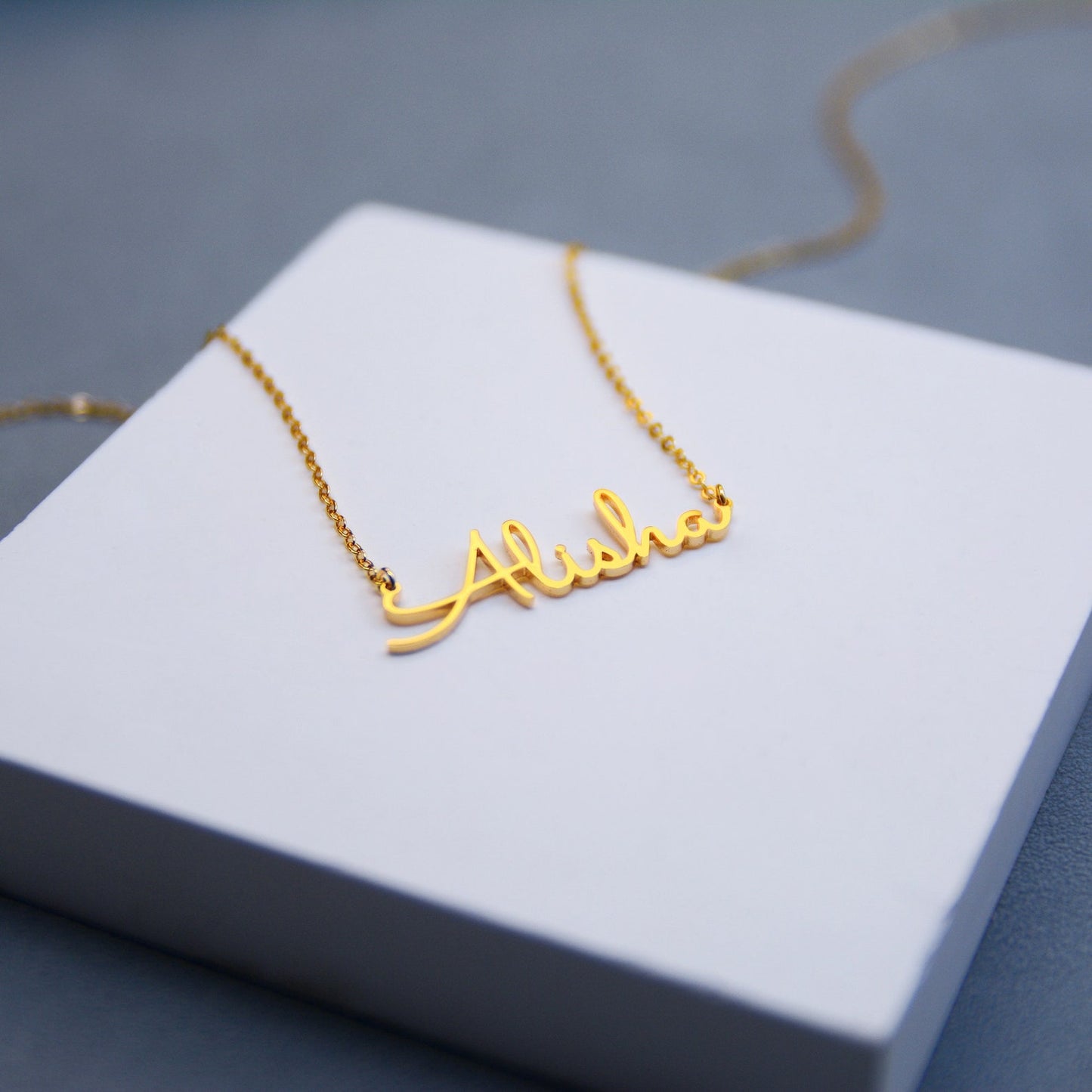 Unique Minimalist Name Necklace