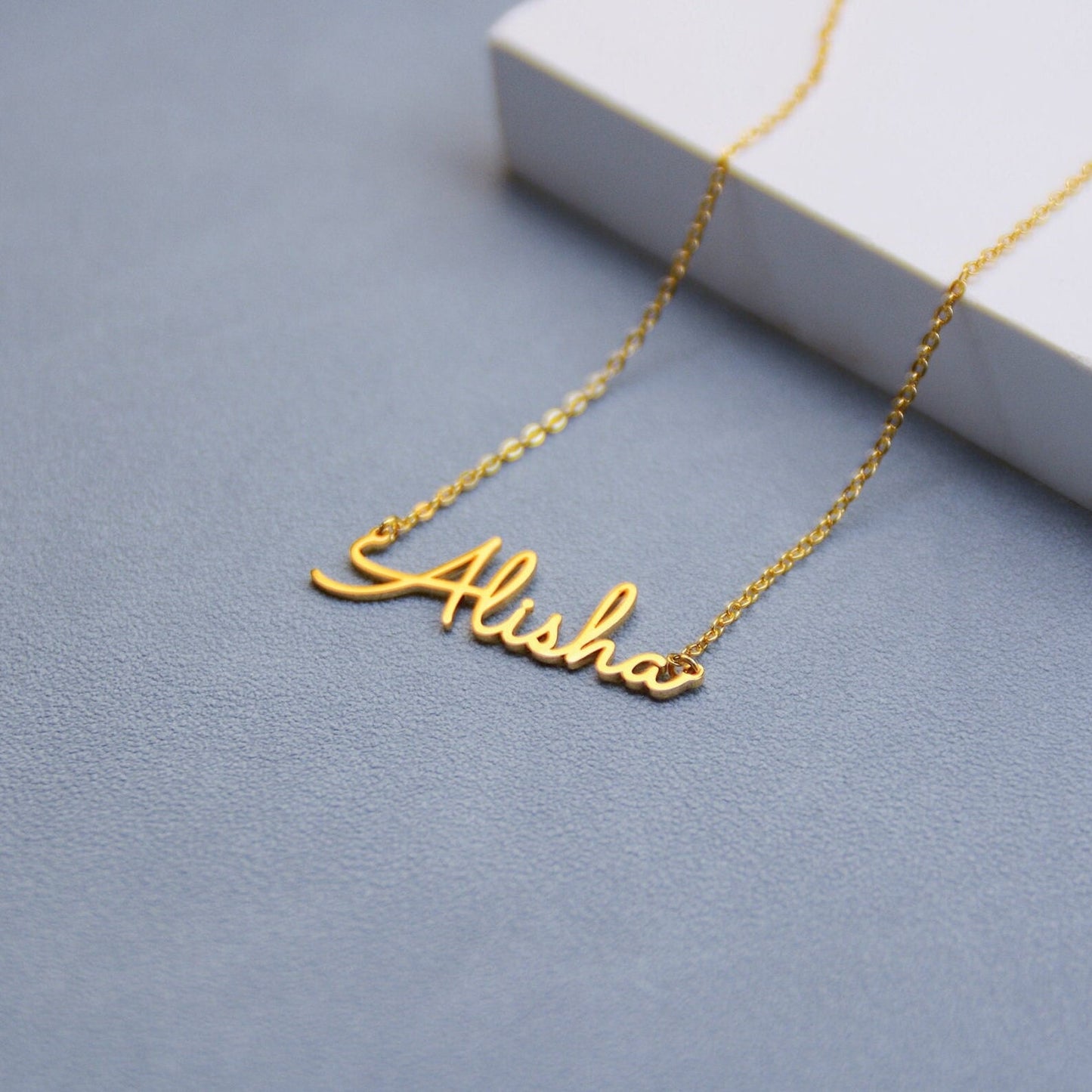 Unique Minimalist Name Necklace