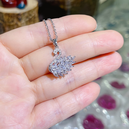Viral Swan Necklace