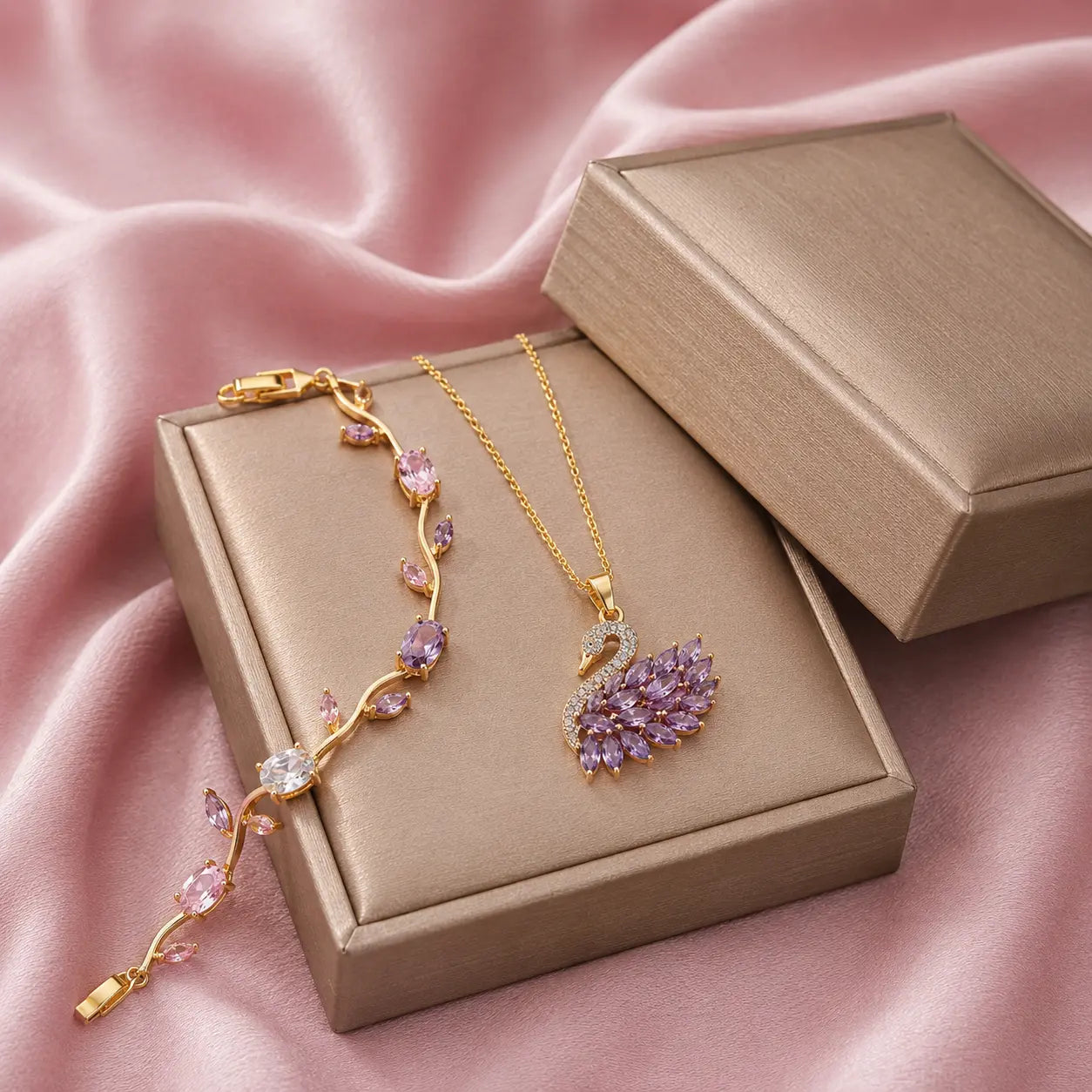 Viral Swan Necklace &amp; Tulip Bracelet Combo