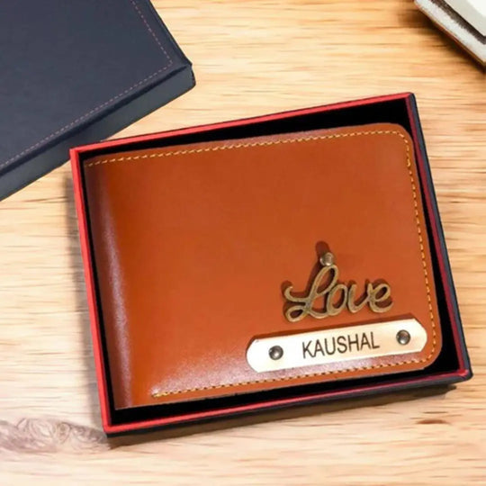 Personalise Wallet with Name & Charm